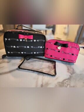 Bestsey Johnson Cute Heart Charm Bow Cosmetic Bag Set - Black & Hot Pink